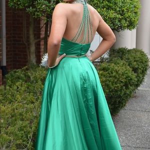 SHERRI HILL PROM DRESS